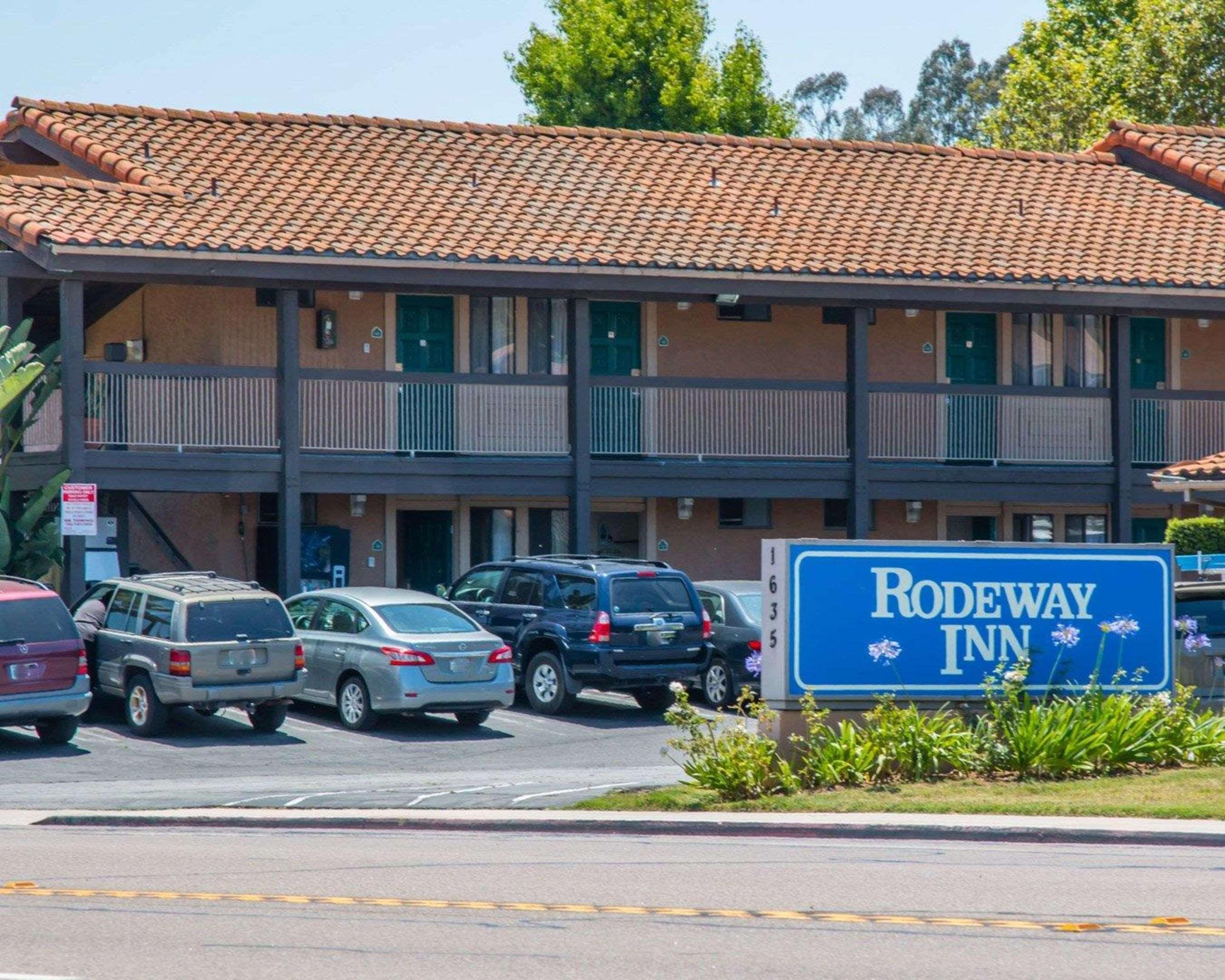 Rodeway Inn Fallbrook Downtown Exterior foto